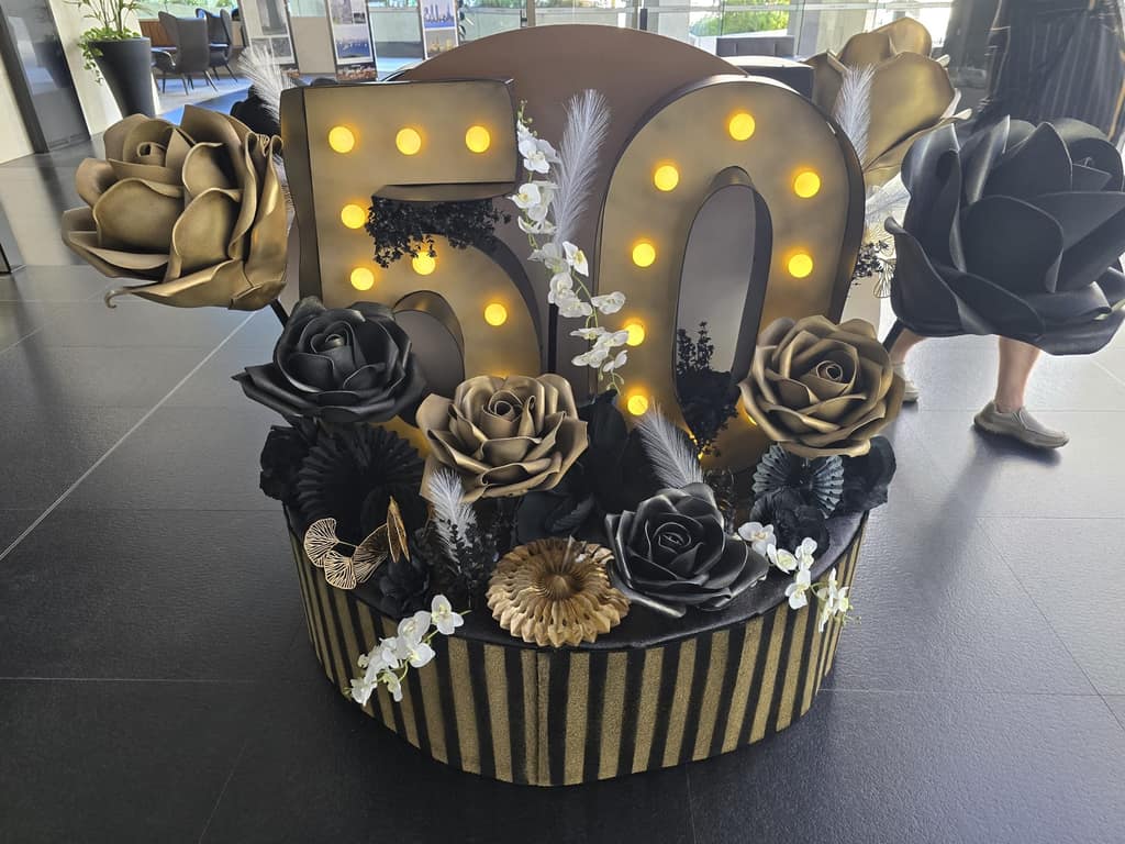 Elegant display installation